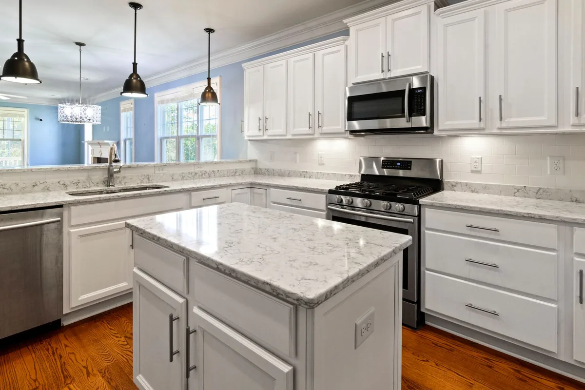 Filth & Squalor Cleanup in Oakwood, GA